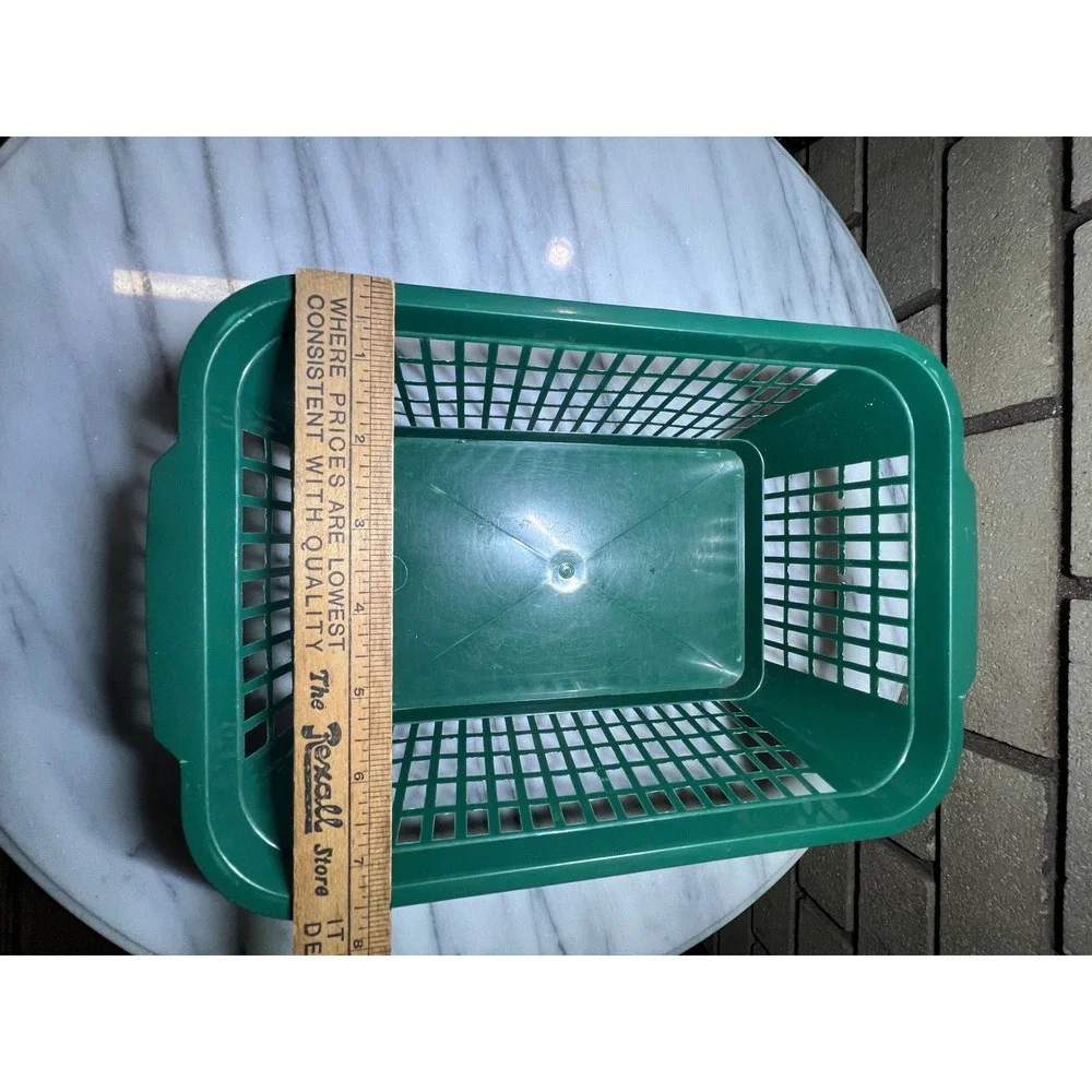 VTG Gensini Hunter Green Plastic Storage Basket Dorm Room Organizer Small  Tote